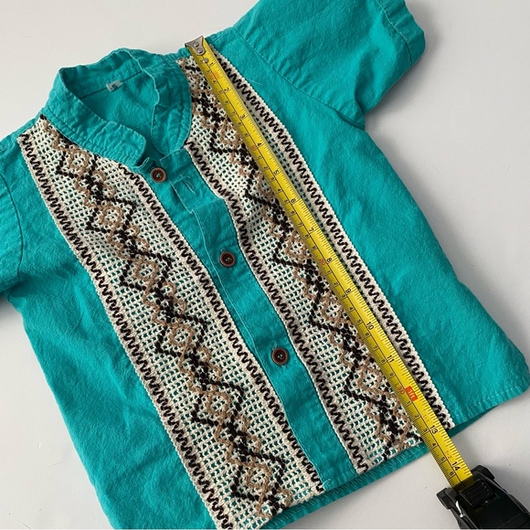 Toddler Button down Shirt Size 2T - Picture 4 of 5